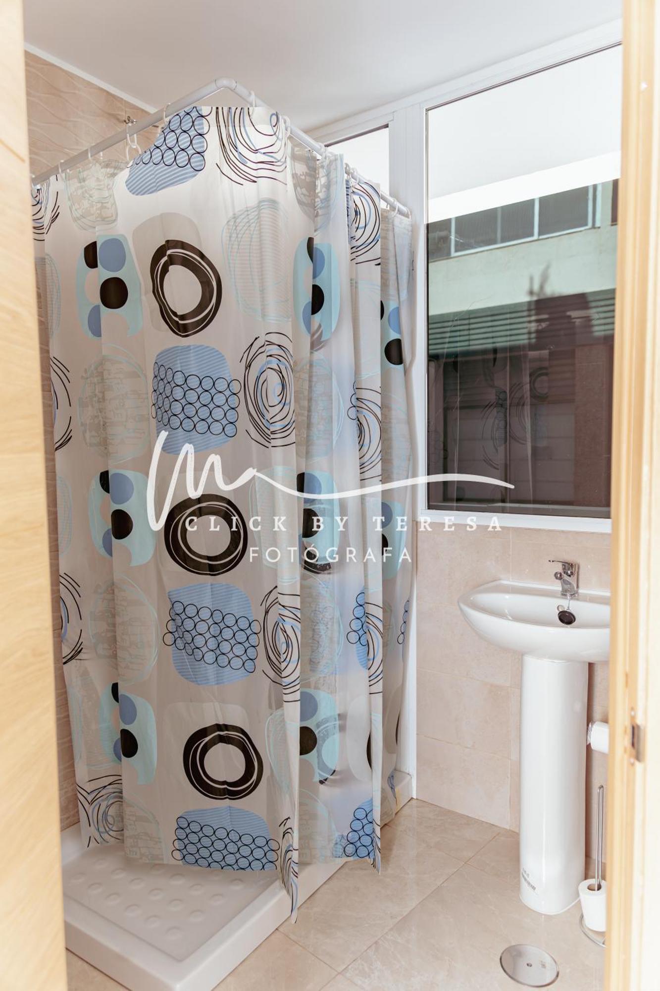 Few Steps From The Beach Hostel In Los Cristianos Arona  Ngoại thất bức ảnh