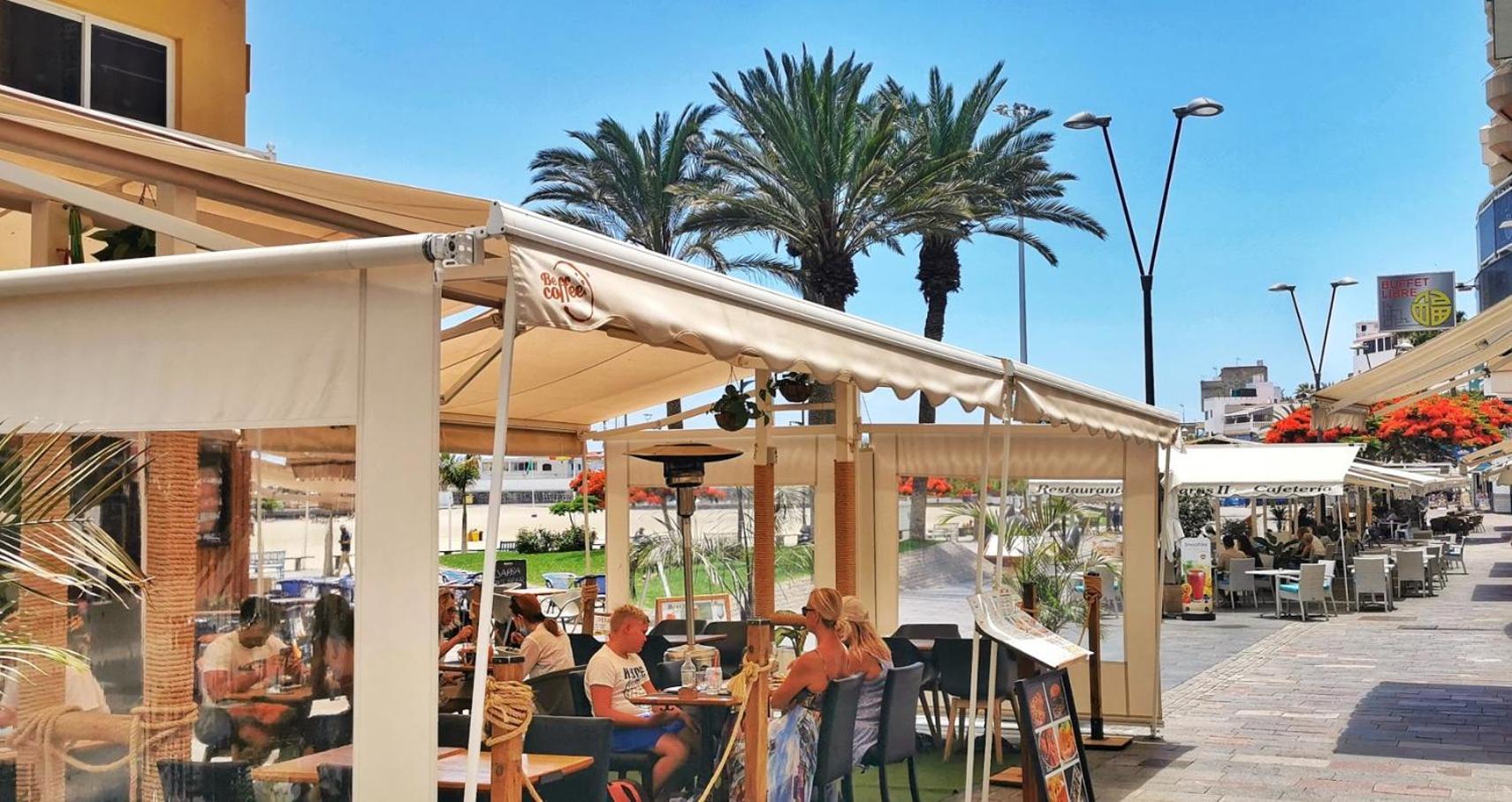 Few Steps From The Beach Hostel In Los Cristianos Arona  Ngoại thất bức ảnh