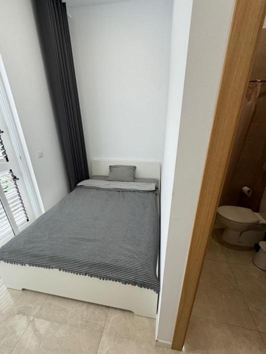 Few Steps From The Beach Hostel In Los Cristianos Arona  Ngoại thất bức ảnh